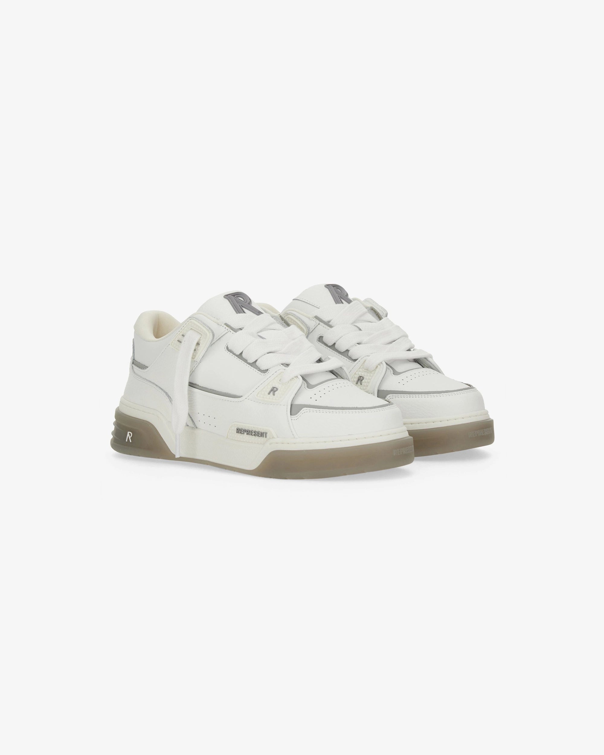 Sneakers studio