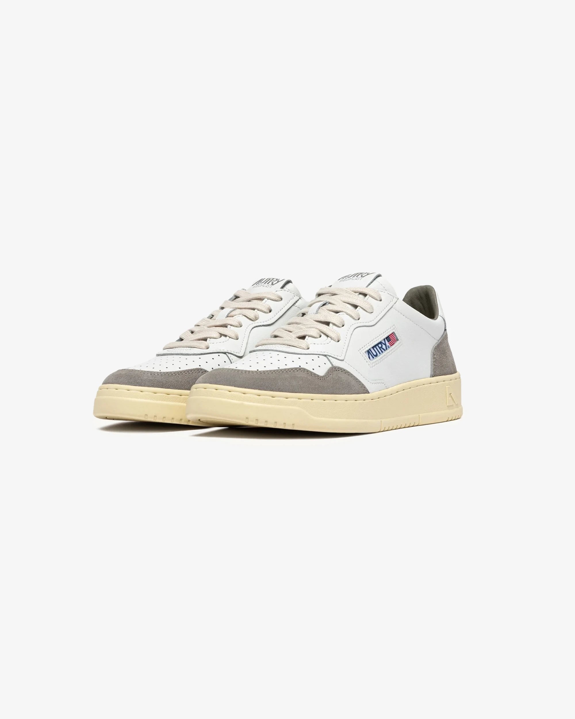 MEDALIST LOW IN PELLE BIANCA E SUEDE VAPOR