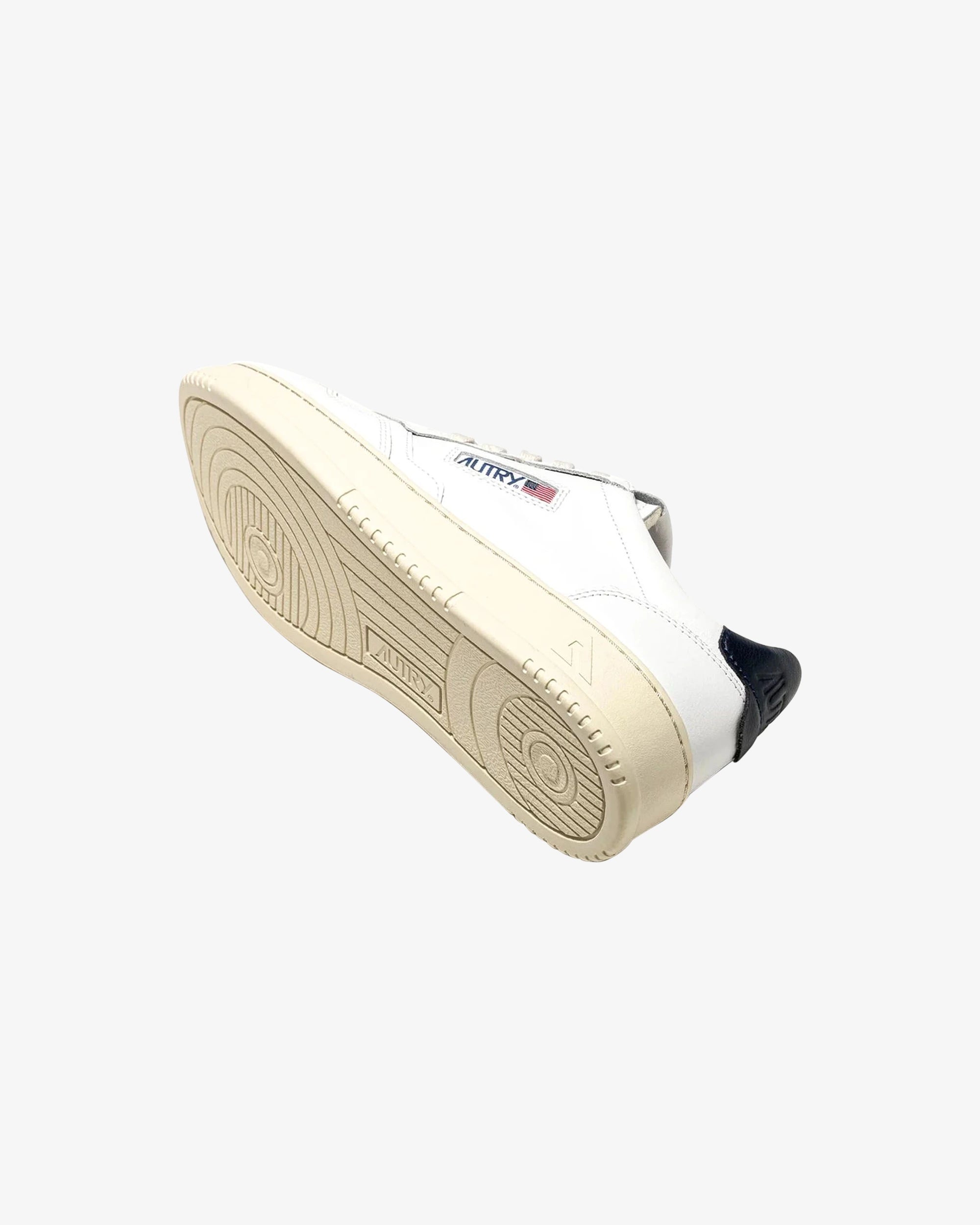 MEDALIST LOW IN PELLE BIANCA E SPACE