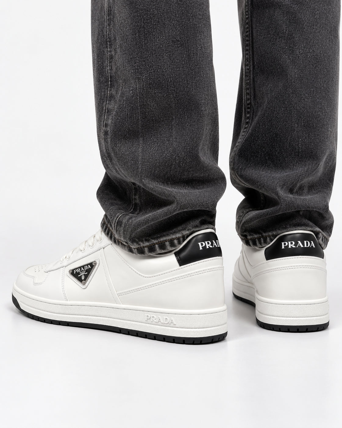 PRADA Sneakers Downtown in pelle bianca
