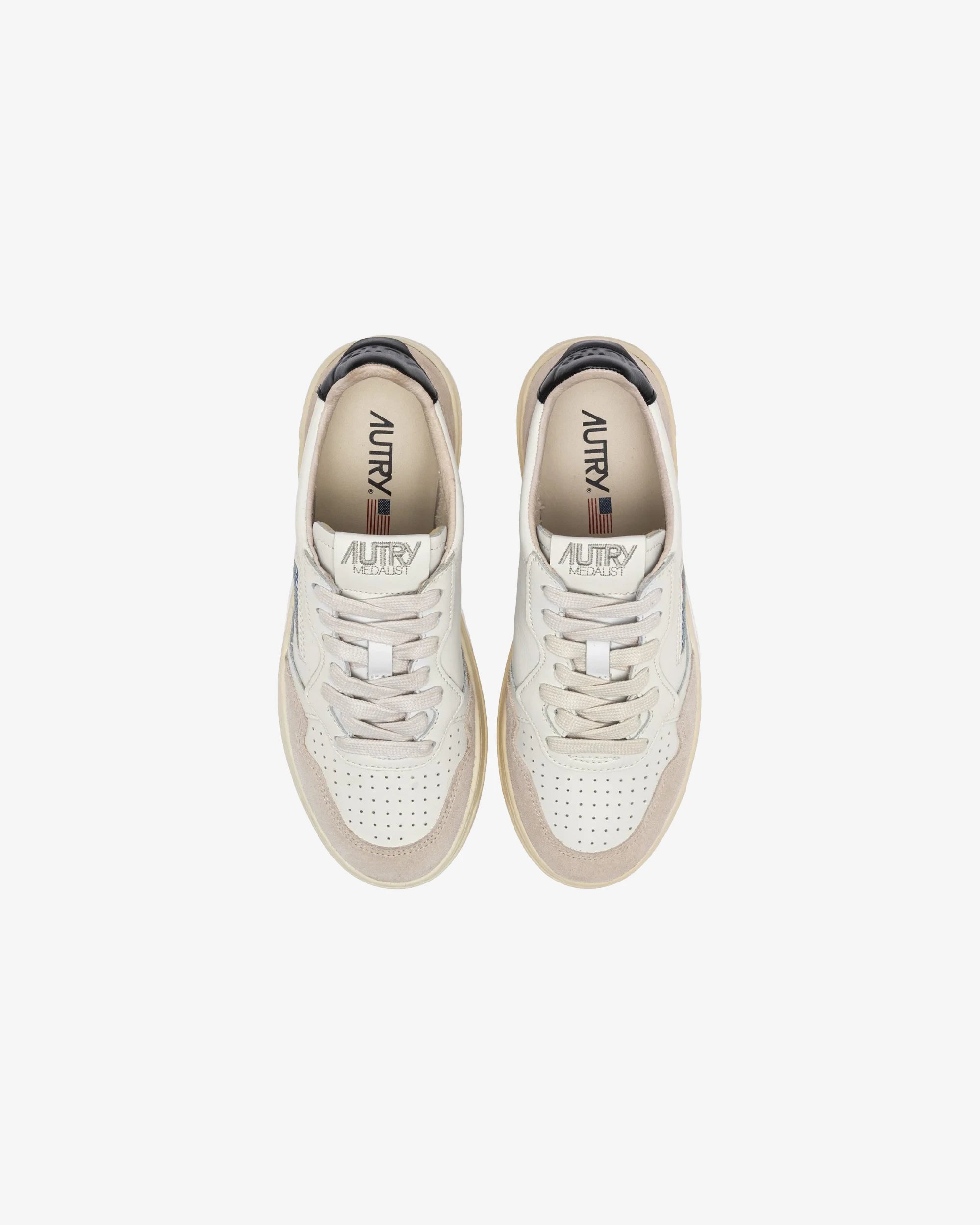 MEDALIST LOW IN PELLE BIANCA E NERA E SUEDE