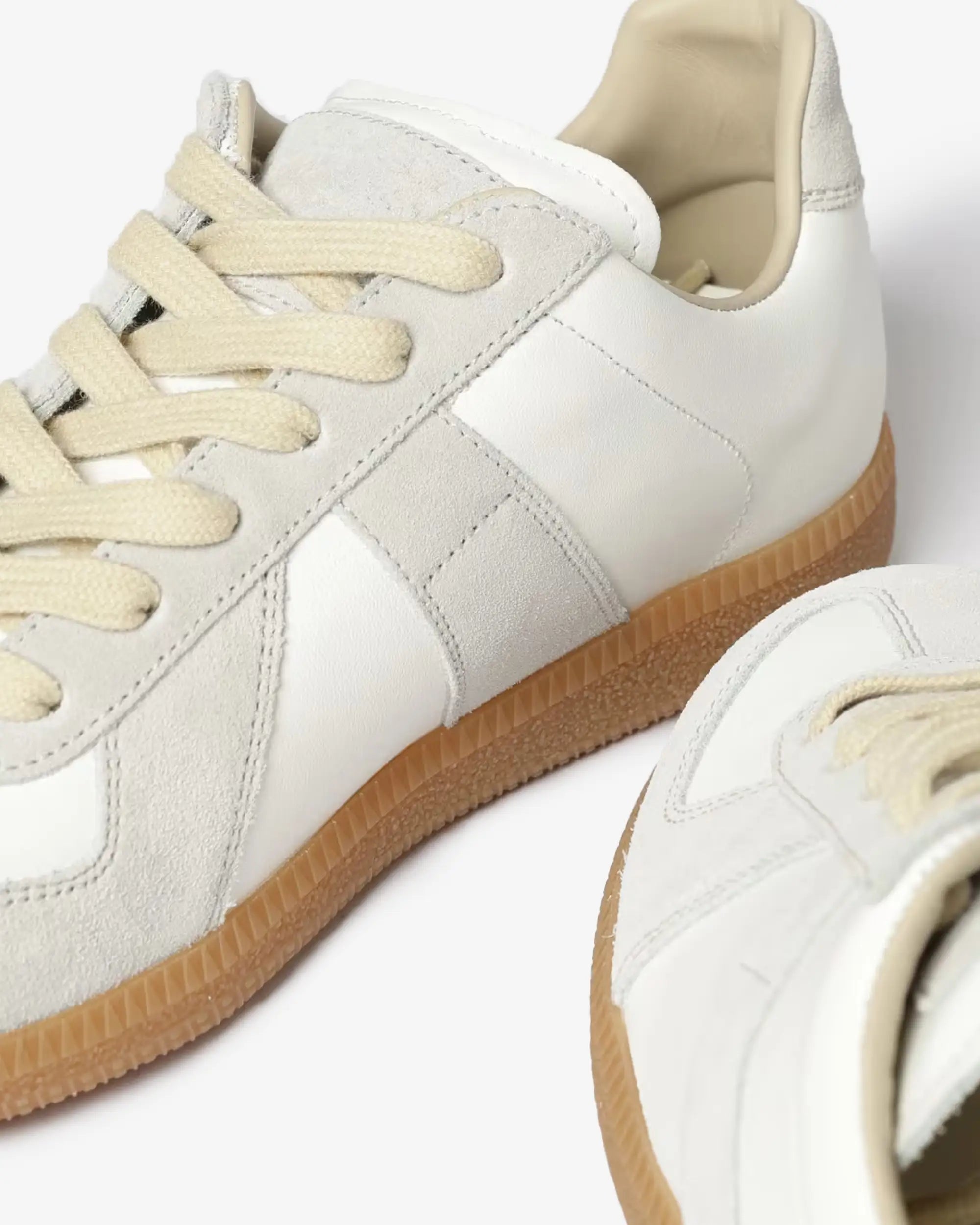 SNEAKER REPLICA IN PELLE E CAMOSCIO