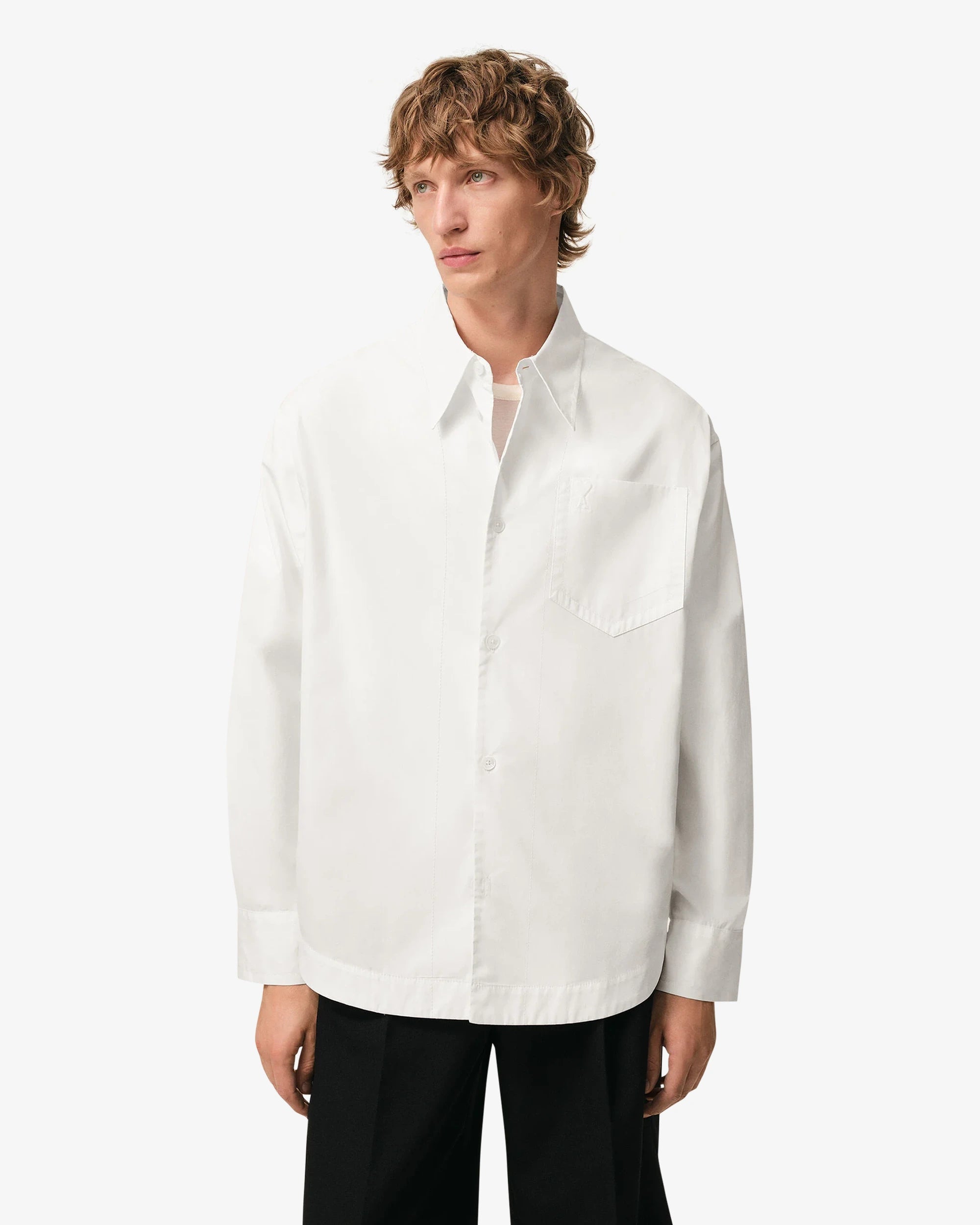 Camicia ampia con colletto a punta