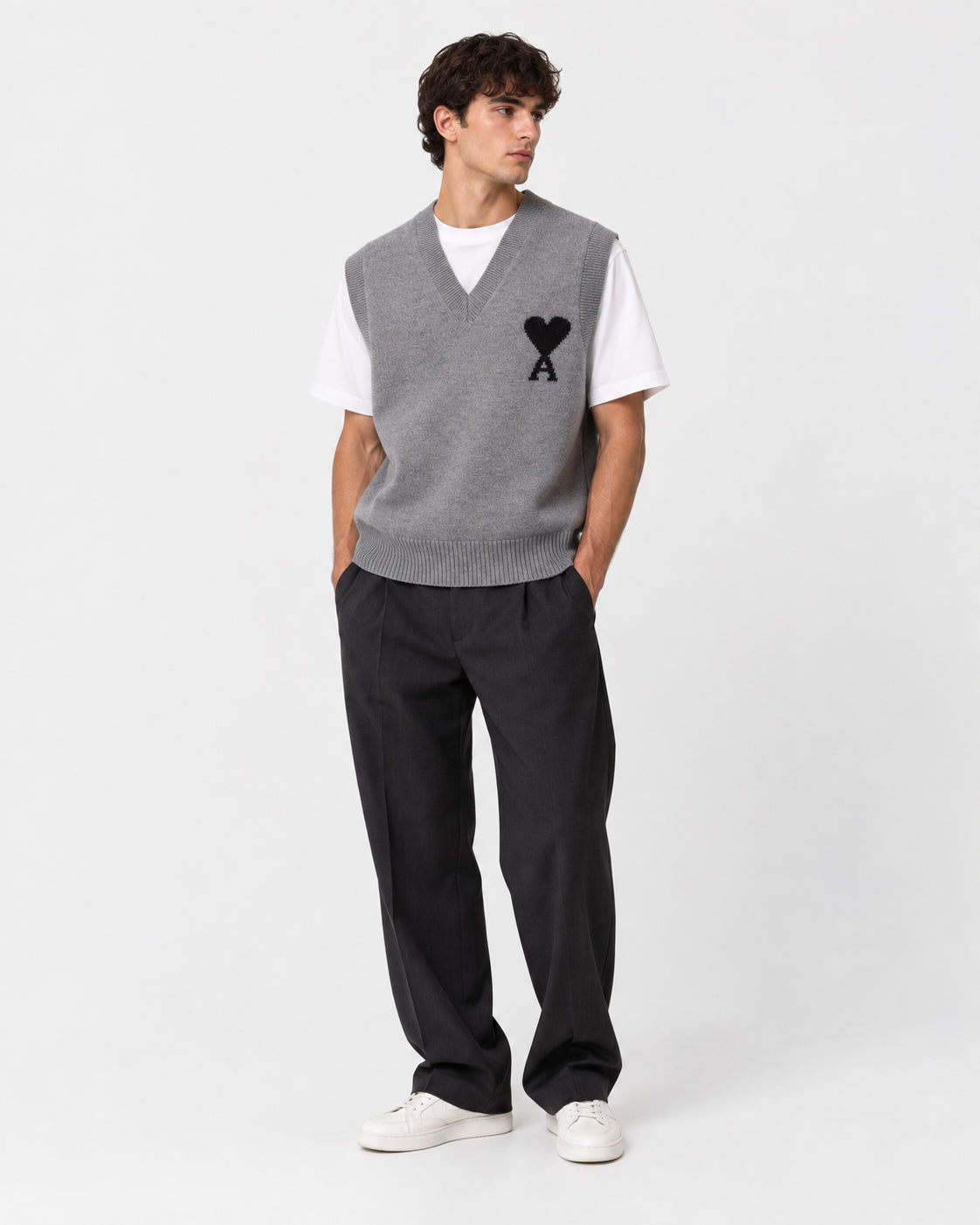SWEATER ADC SLEEVELESS SWEATER