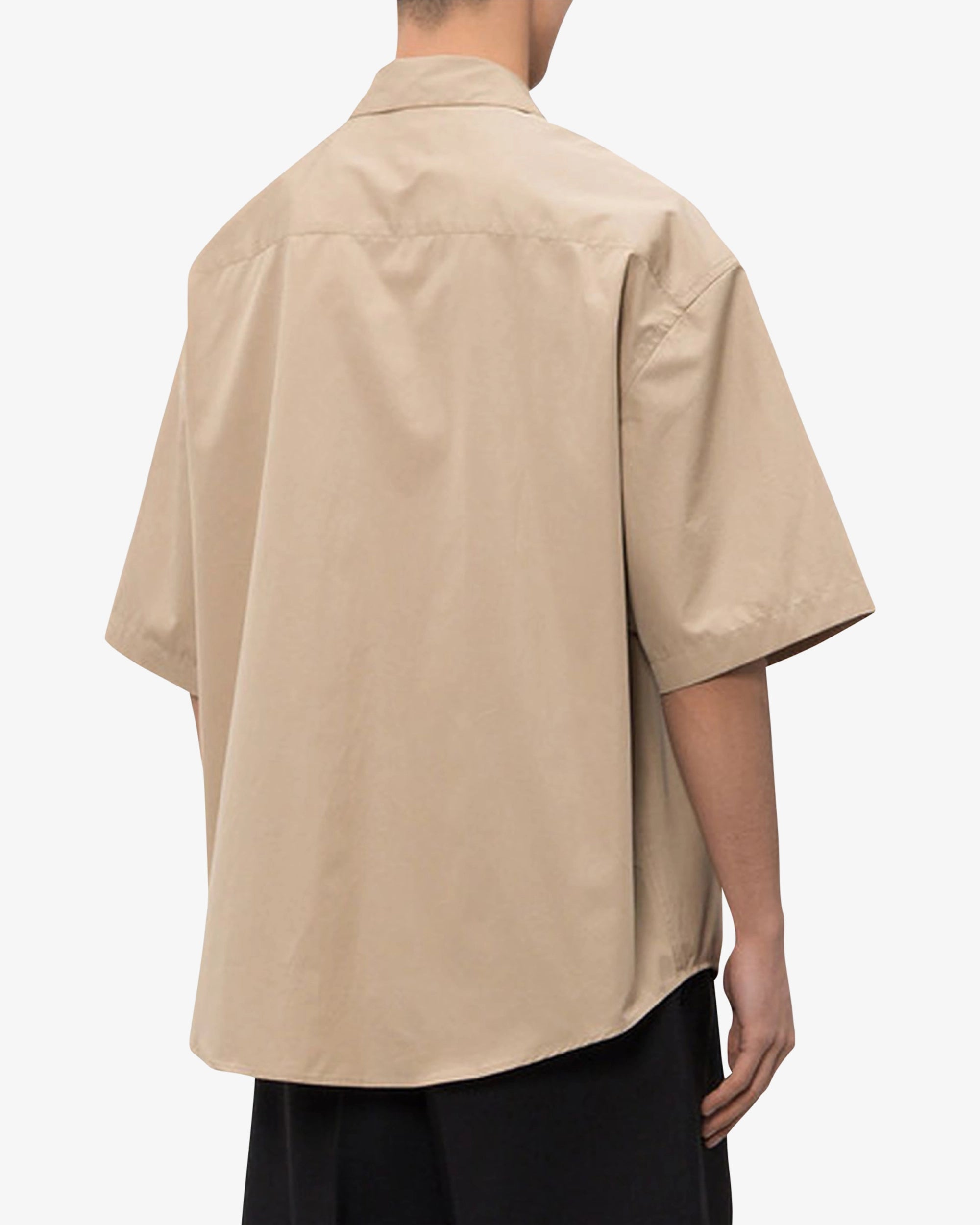 Camicia boxy con collo aperto